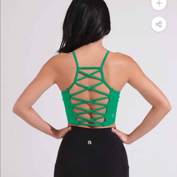 BuffBunny Ivy Crop Lucky Charm Green - Picture 1 of 3